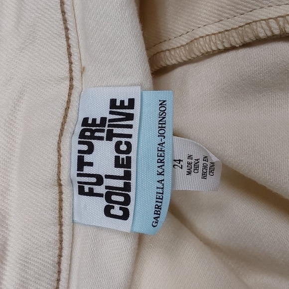 WOMEN'S FLARE LEG DENIM PANT | FUTURE COLLECTIVE | 24 - Picture 8 of 11